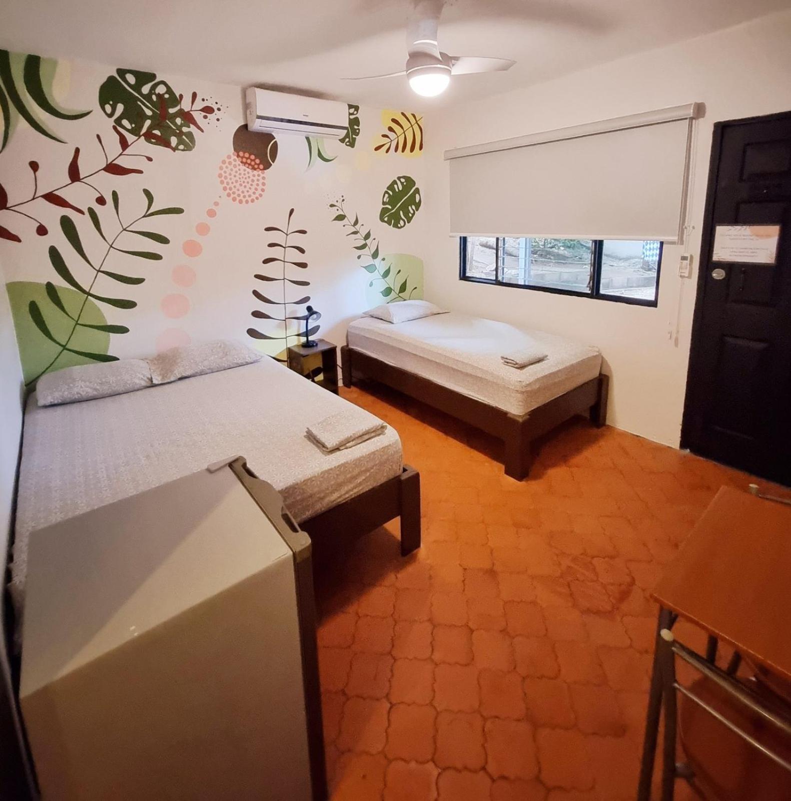 Casa Pura Vida Surf Hostel - Tamarindo Costa Rica Екстер'єр фото