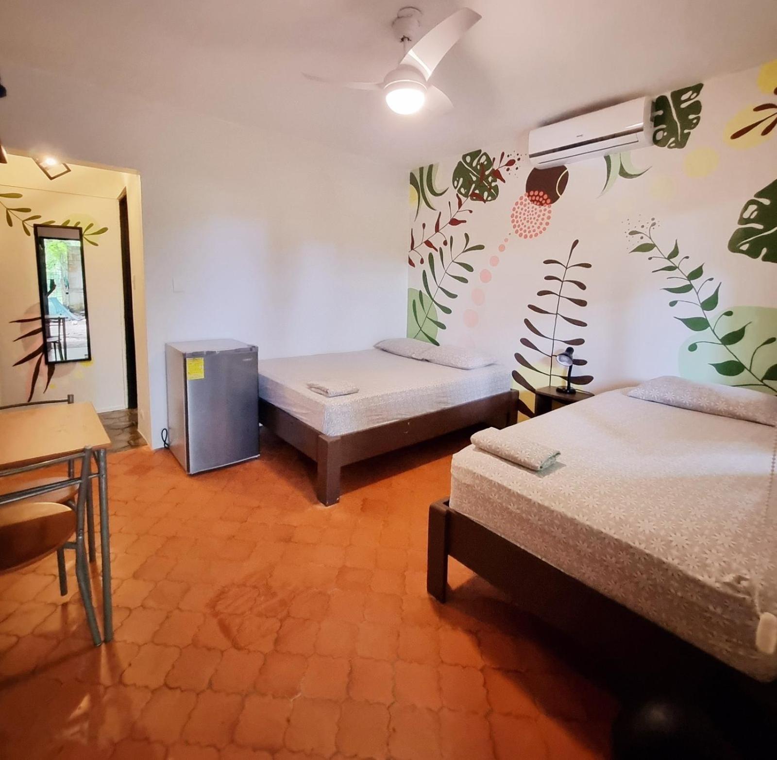 Casa Pura Vida Surf Hostel - Tamarindo Costa Rica Екстер'єр фото