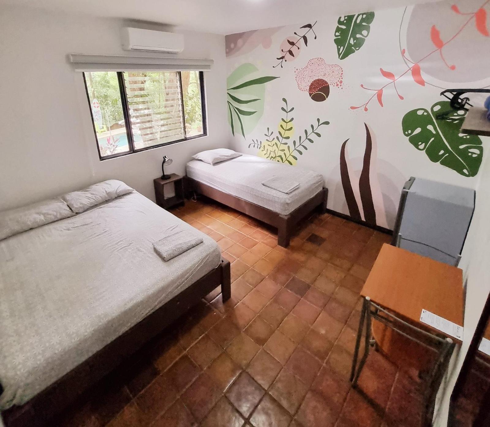 Casa Pura Vida Surf Hostel - Tamarindo Costa Rica Екстер'єр фото