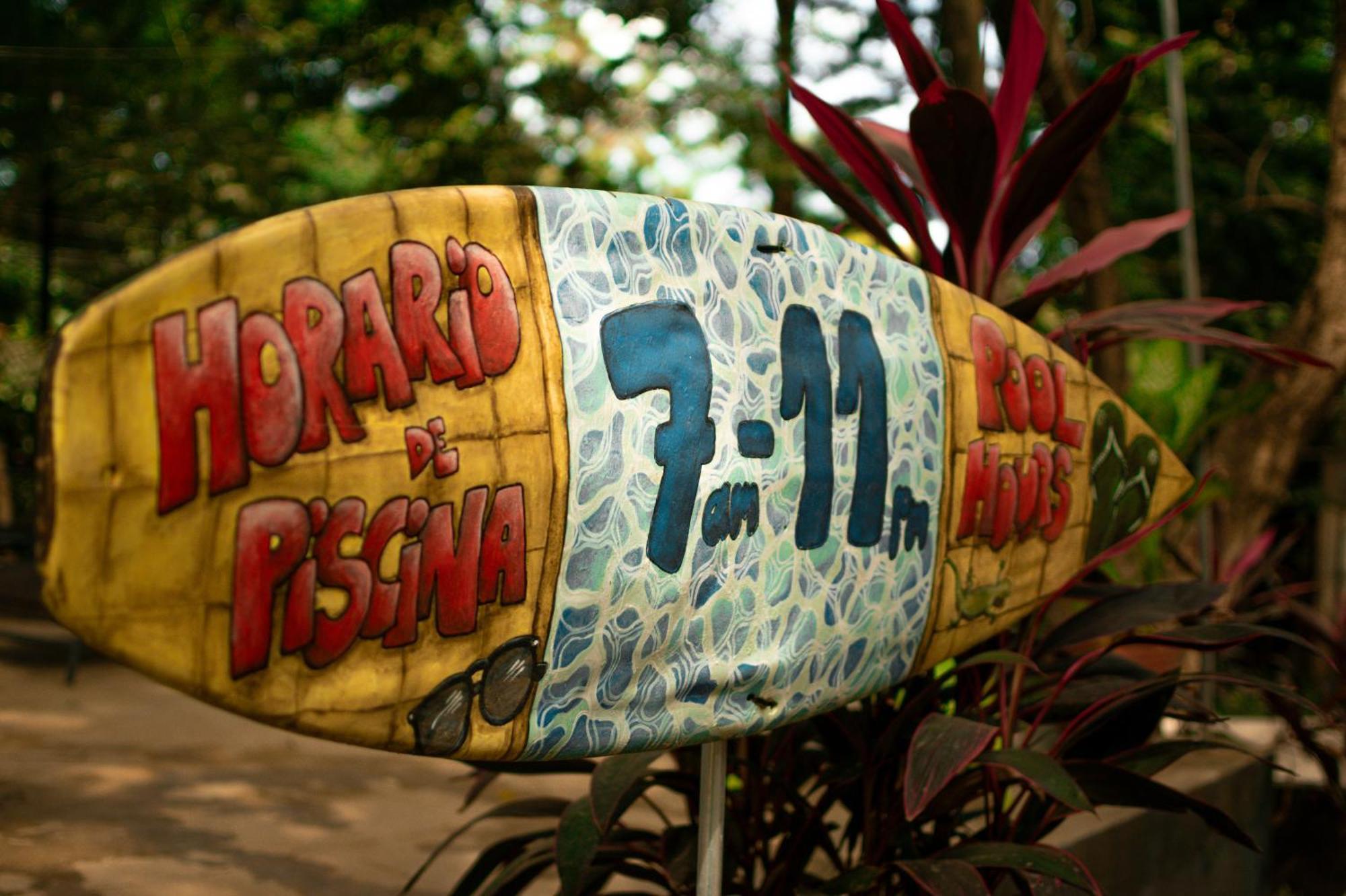 Casa Pura Vida Surf Hostel - Tamarindo Costa Rica Екстер'єр фото